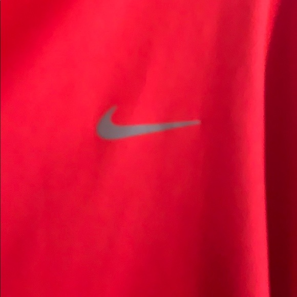 NWT Nike  Plus Dri Fit Long Sleeve Moving Sale - Picture 4 of 5